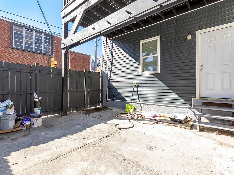 1613 S 18th St #1 — Photo 11