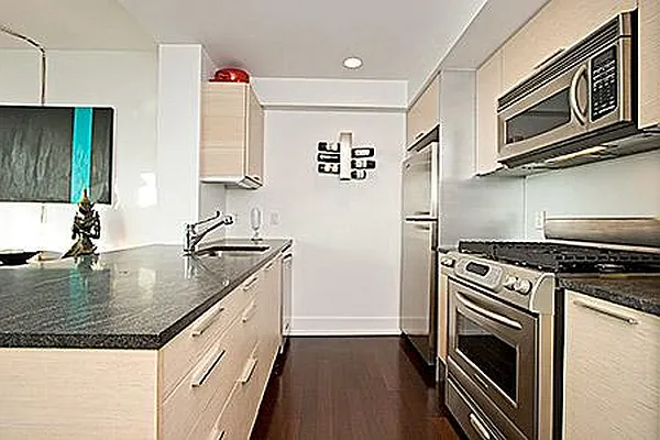 Rented by Corcoran | media 21