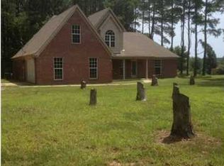 681 Wildcat Bottom Rd, Red Banks, MS 38661