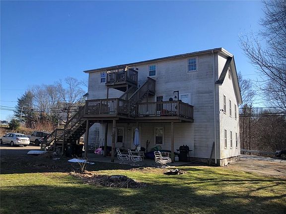 3rd image of 640 East Ave