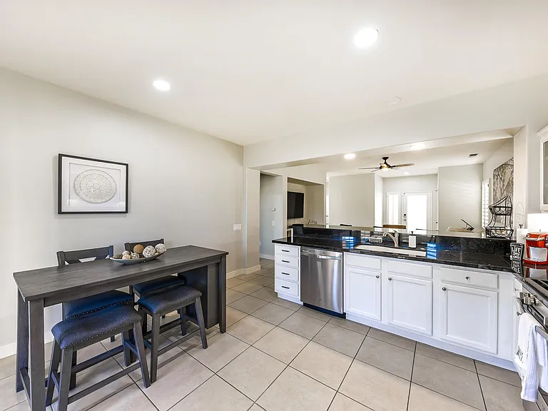 39676 Somerset Ave — Photo 21