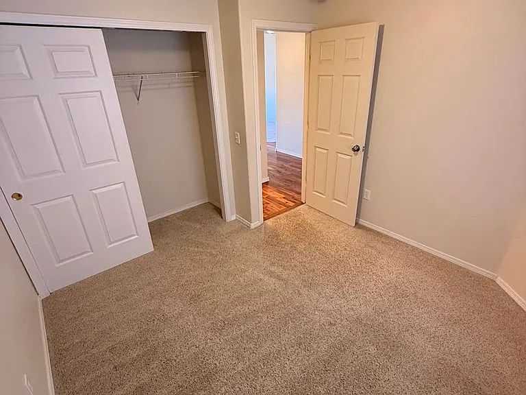 2218 NE Carrie Ln — Photo 10