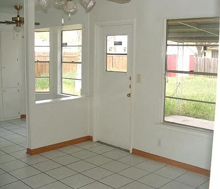 5th image of 7834 SUN FOREST DR