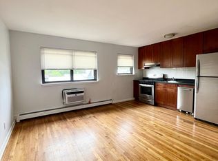 26 E Fort Lee Rd #6B, Bogota, NJ 07603