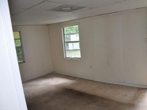 4th image of 2224 Rightaway Ln