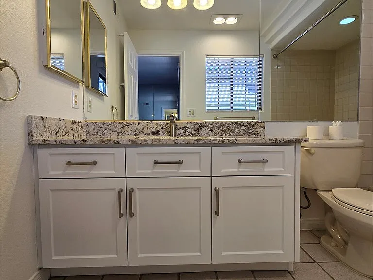 1421 Santa Margarita St #G — Photo 21