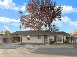 19215 N Augusta St, Woodbridge, CA 95258