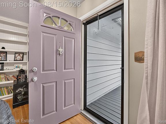 4th image of 4306 Middledale Ave