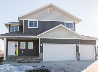 2127 12th St W, West Fargo, ND