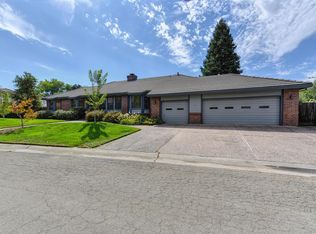5500 Oak Hills Ct, Carmichael, CA 95608