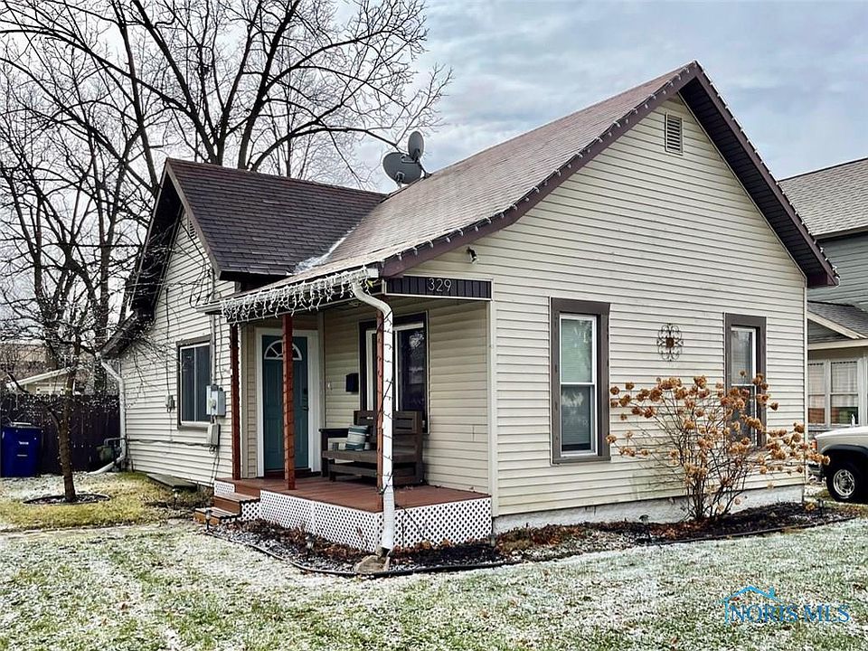 2nd image of 329 Conneaut Ave