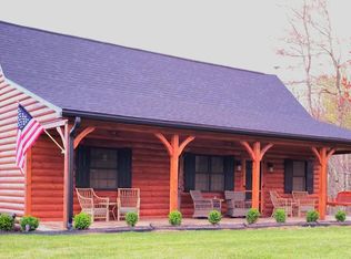 2282 Willis Rd, Meadows Of Dan, VA 24120