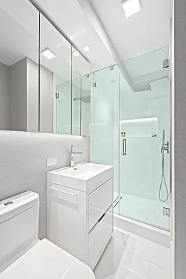 Rented by Compass | media 22