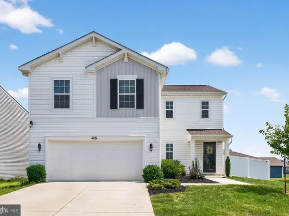 46 Bell Tower Ln, Charles Town, WV 25414