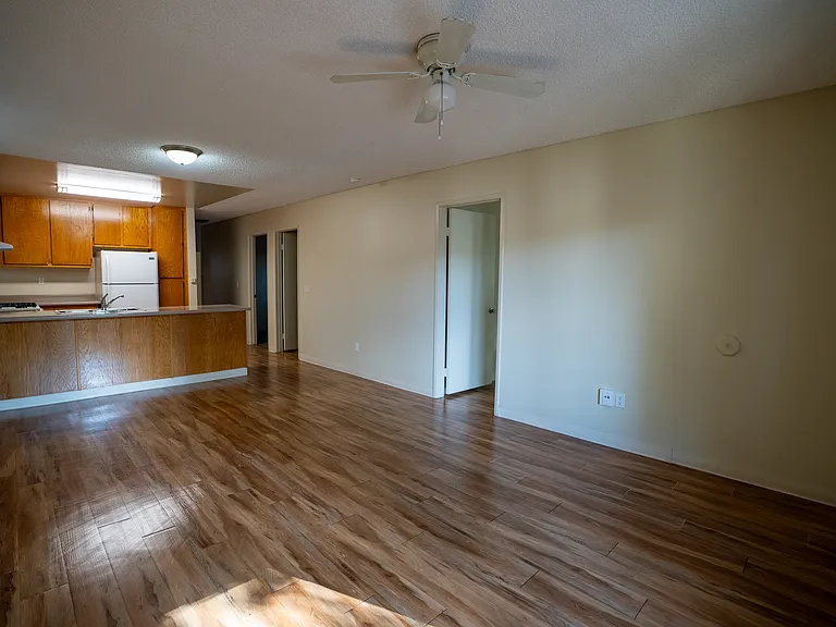 4455 Market St #D — Photo 10