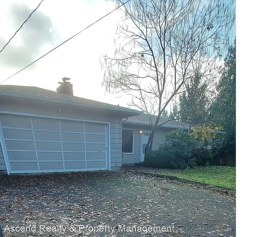 10790 NW Cornell Rd photo 1