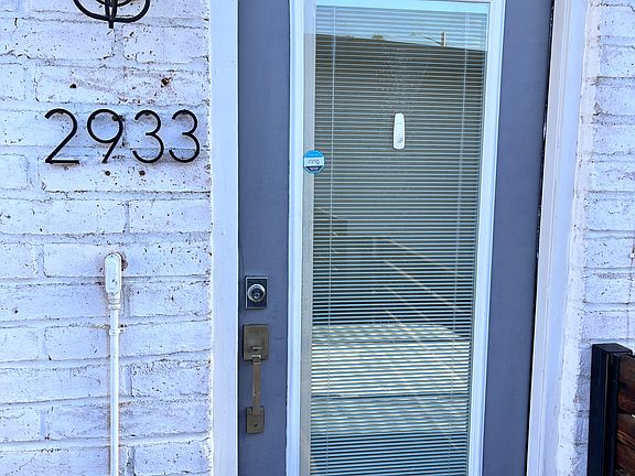 5th image of 2933 N Euclid Ave