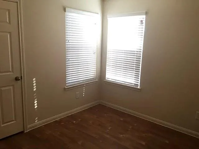 705 S Ella Creek Dr — Photo 5