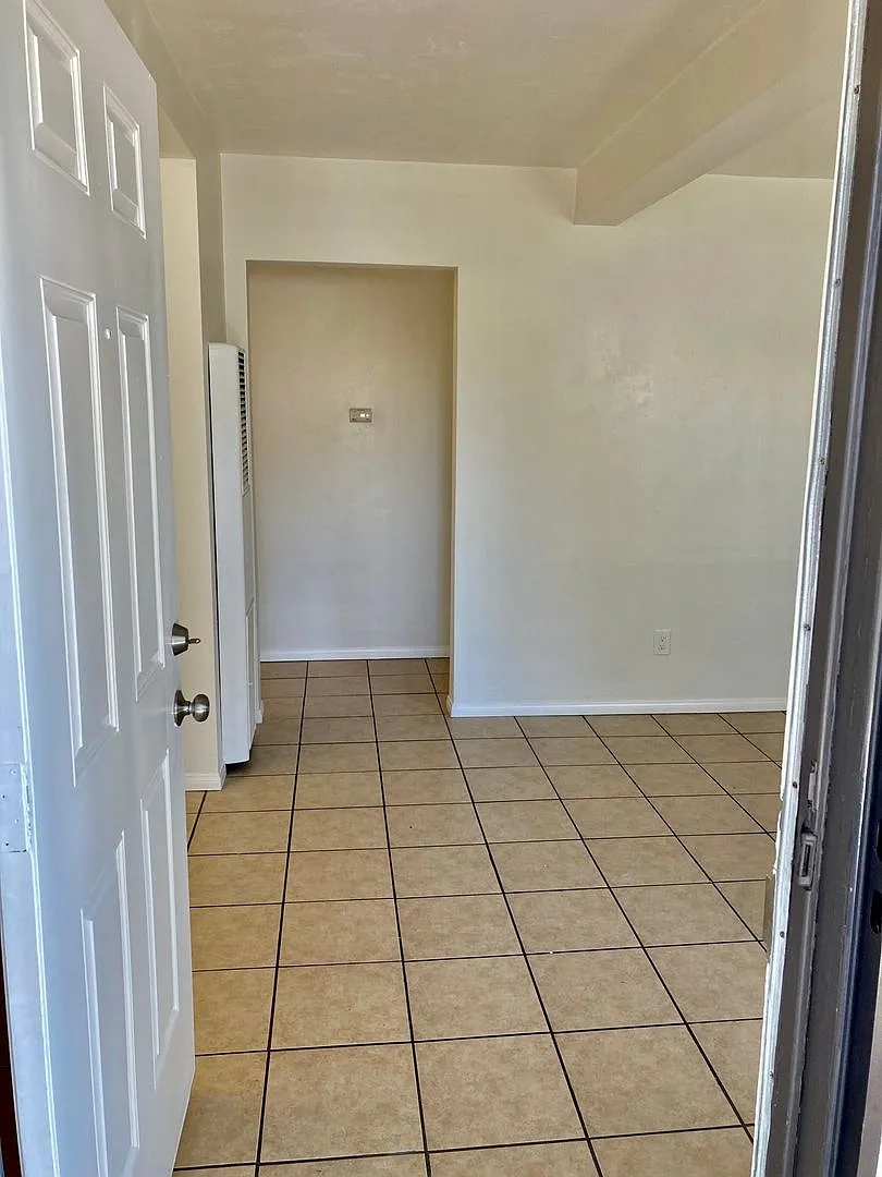 2 Bed/ 1 Bath Pacific Beach! — Photo 3