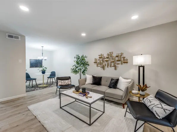 4211 Holland Ave APT 108, Dallas, TX 75219