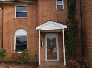 912 Ewell Rd, Virginia Beach, VA 23455