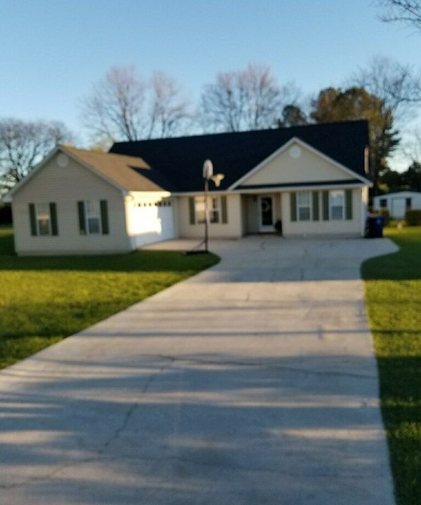 1st image of 128 Westfaul Dr
