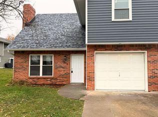 1918 Mirtle Grove Ct, Columbia, MO 65201