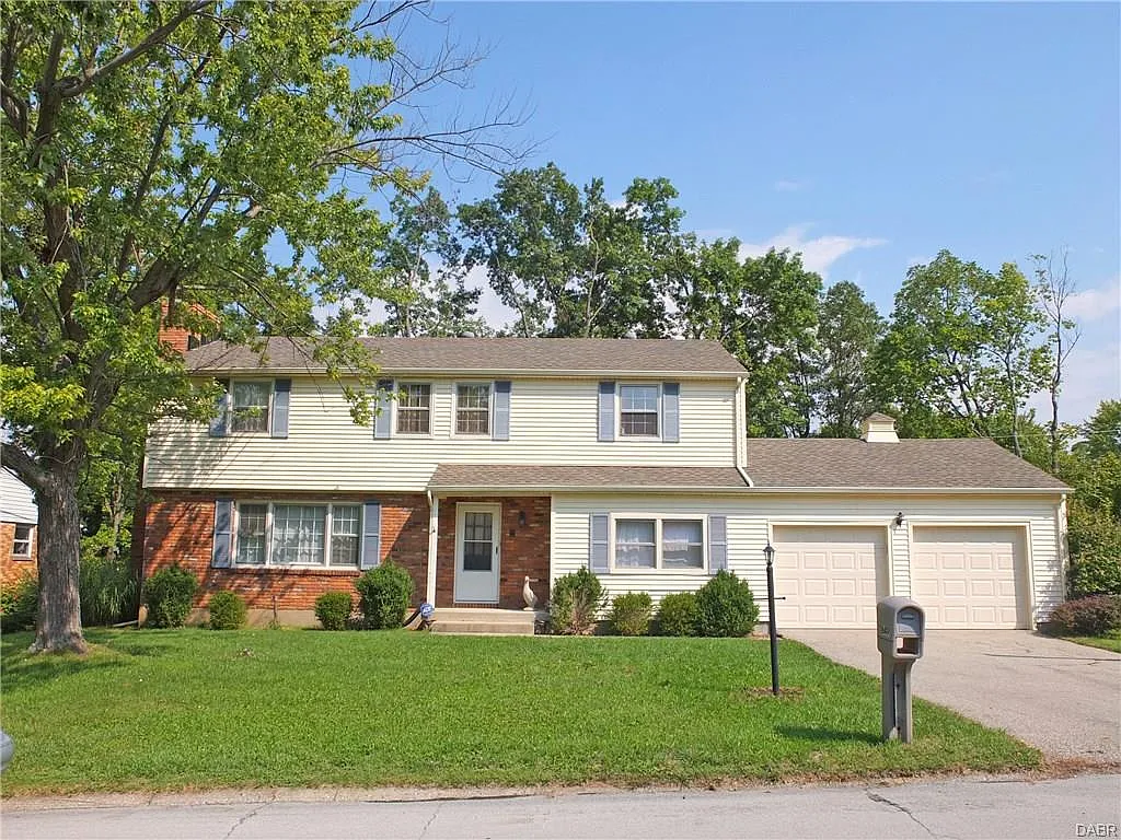 2649 Loris Dr photo 1