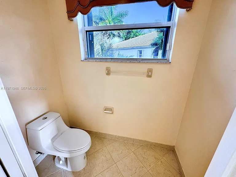 5028 SW 170th Ave — Photo 44