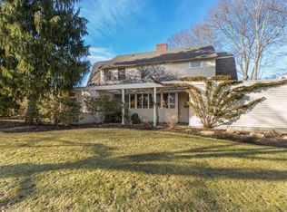 8 Phillips Ave, Swampscott, MA 01907