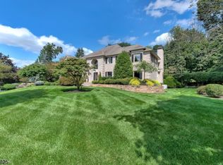 10 Herrman Way, Towaco, NJ 07082