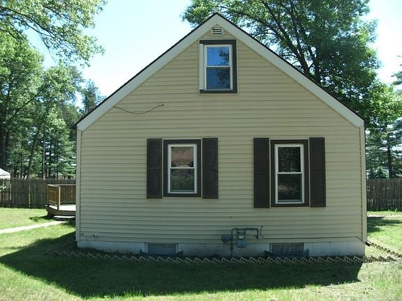2nd image of 161 W Hiawatha