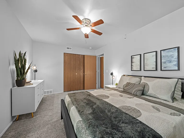 Beautiful bedroom with large closets in Kalamazoo