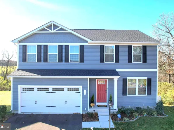 193 Stocking Pond, Inwood, WV 25428