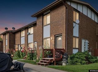 221 Cheyenne Dr, Evanston, WY 82930