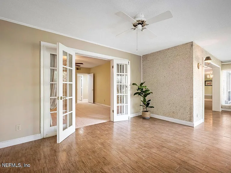 10137 Leisure Ln S #12 — Photo 6