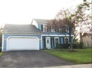 12 Bradbury Ct, Fox River Grove, IL 60021