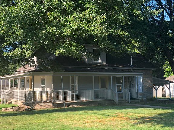 3rd image of 221 N Detroit Ave