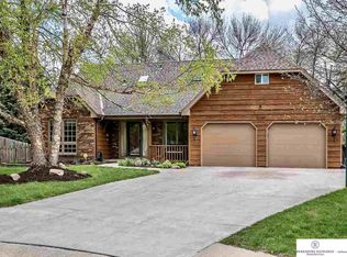 16969 William St, Omaha, NE 68130