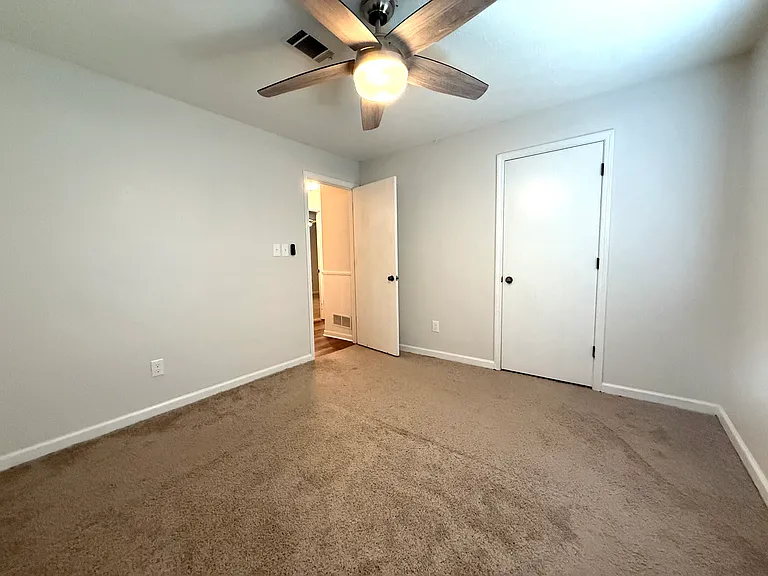 4939 Turtle Rdg NE — Photo 13
