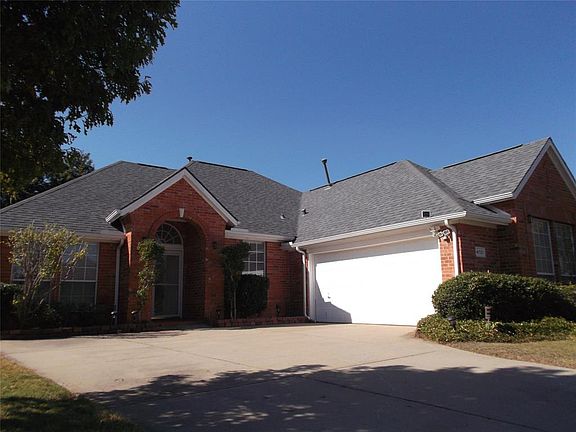 2nd image of 4721 Calder Dr