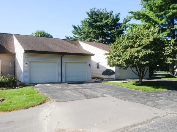 2662 Stonehaven Dr SW, Wyoming, MI 49519