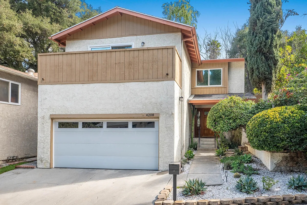Building Photo - 4208 Morro Dr