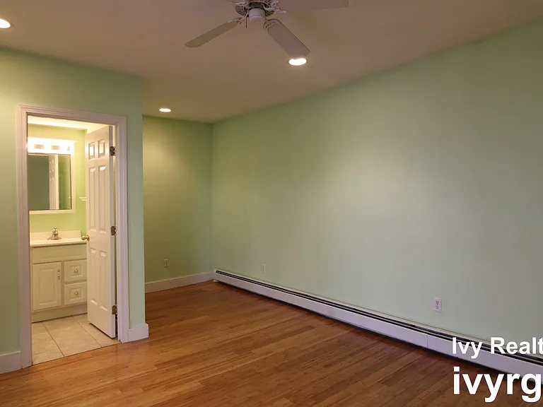 23 Cutter St #1 — Photo 12