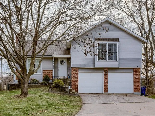 15907 W 154th Ter, Olathe, KS 66062