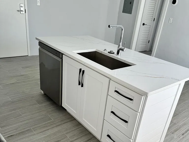 Ocean Reef Apartments — Photo 35