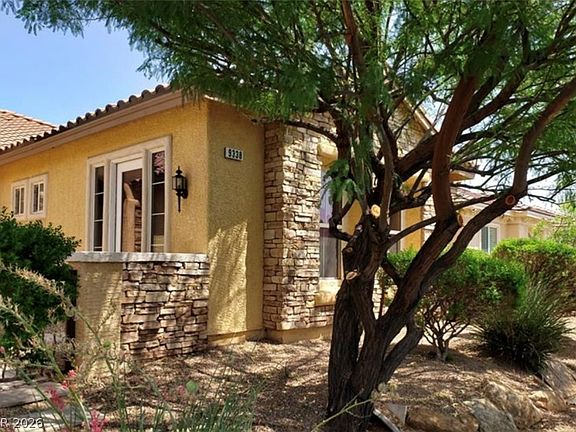 4th image of 9338 Wilderness Glen Ave