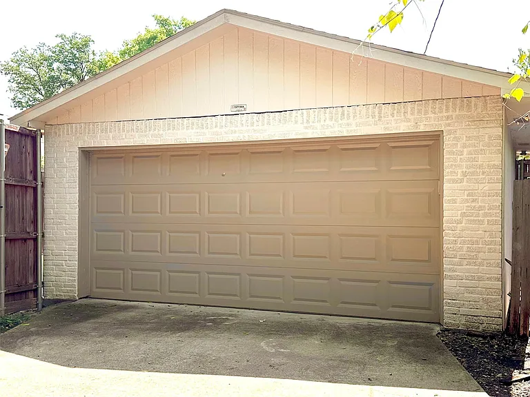 7515 Morton St — Photo 15