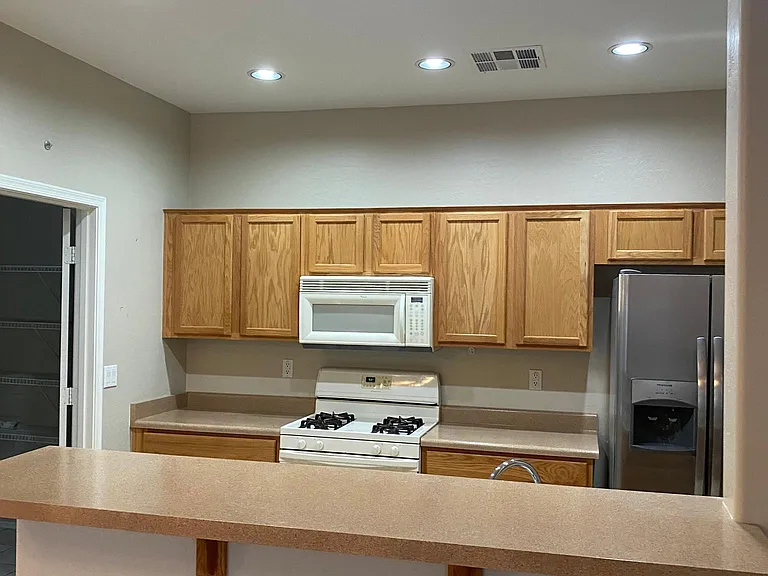 44092 W Cydnee Dr — Photo 8