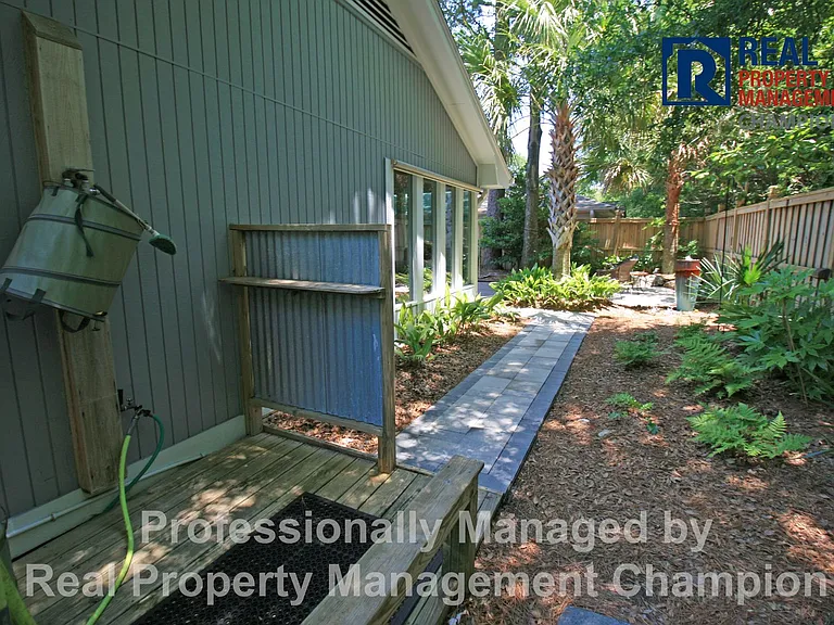 6741 Cable Car Ln — Photo 25